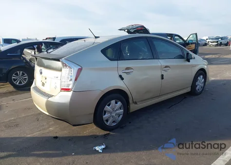 2011 Toyota Prius Two z USA, uszkodzony, nr VIN JTDKN3DU3B1364385